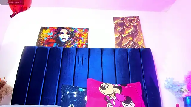 Annie switt online show from 02/25/26, 04:45