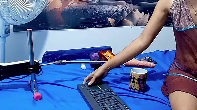 MiaBlaze  online show from 11/15/25, 01:42