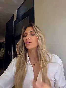 Melody1600 online show from 12/04/25, 08:52