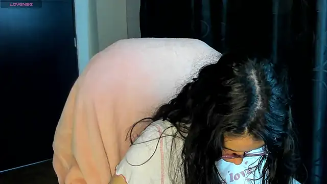 Samantha blow online show from 10/19/25, 04:04