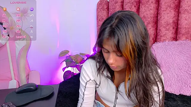 Snapshot of Conejita_420 chatting on 11/26/25, 09:04 Conejita 420 online show from 11/26/25, 09:04