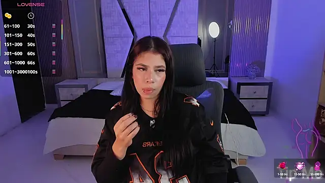 AsiaAndZoe online show from 10/13/25, 12:29