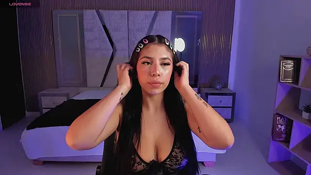 AsiaAndZoe online show from 10/16/25, 01:08