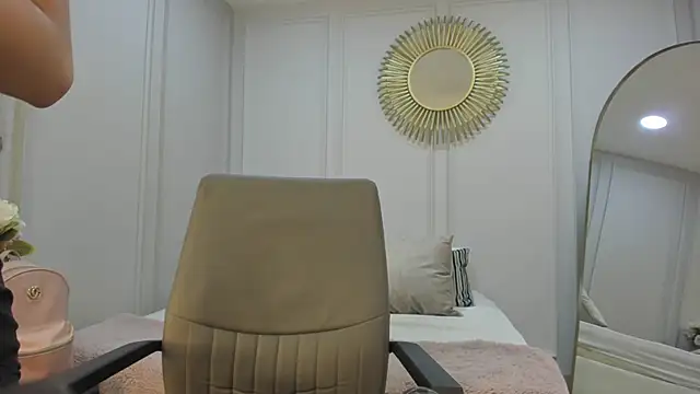 Payton-Presley online show from 09/21/25, 10:42