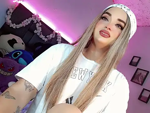 kattie Sweet  online show from 10/26/25, 12:44