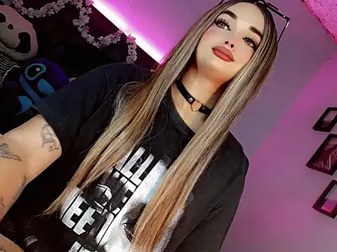 kattie Sweet  online show from 11/05/25, 10:35