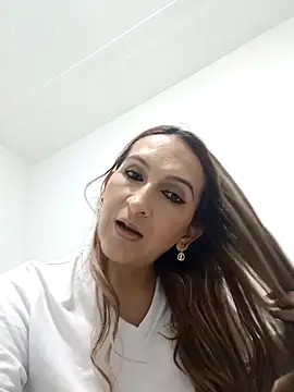 alanastones-19 online show from 10/10/25, 04:24