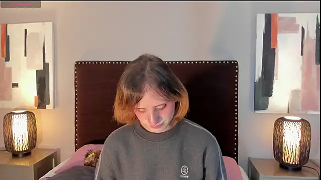 seraphine star online show from 03/19/26, 03:17