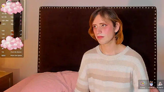 Snapshot of seraphine_star chatting on 02/14/26, 11:27 seraphine star online show from 02/14/26, 11:27