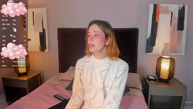 Snapshot of seraphine_star chatting on 02/06/26, 11:56 seraphine star online show from 02/06/26, 11:56