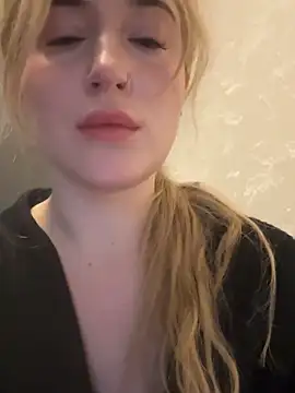 acidjuice0 online show from 11/25/25, 02:12