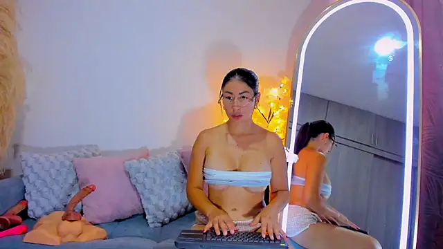 briana preston online show from 04/01/26, 02:25