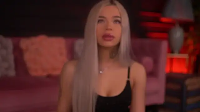 Snapshot of NickyBenz chatting on 11/16/25, 07:07 NickyBenz online show from 11/16/25, 07:07