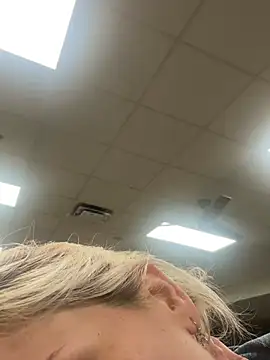 toomuchofafreak online show from 02/10/26, 07:29