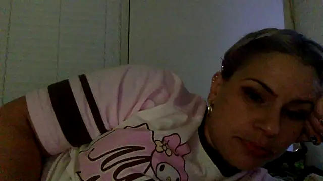 toomuchofafreak online show from 10/29/25, 07:29