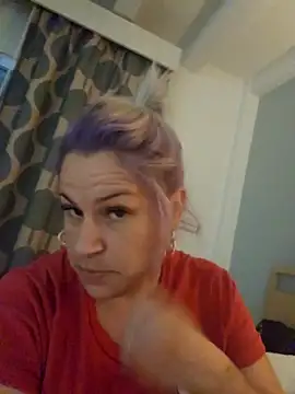 toomuchofafreak online show from 11/04/25, 06:06