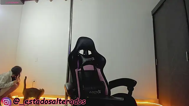 auraeroticaxxx online show from 04/09/26, 04:47