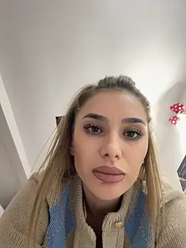 KaseyQuinn  online show from 12/05/25, 08:50