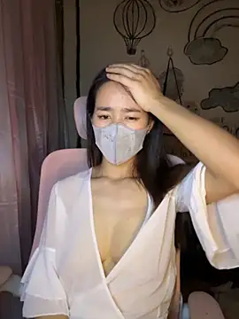 TiNa 04 online show from 10/07/25, 10:38