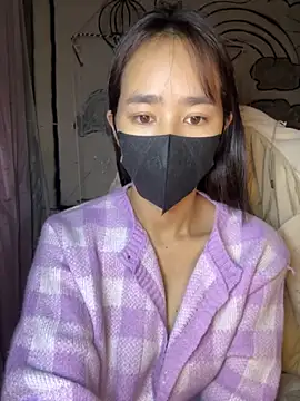 TiNa 04 online show from 11/24/25, 11:05