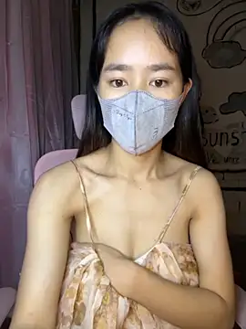 TiNa 04 online show from 10/20/25, 10:21