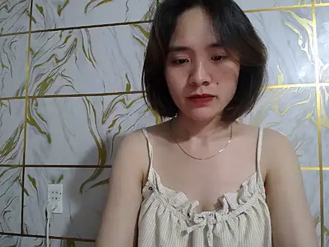 Lyzizi lovely09 online show from 10/21/25, 10:03