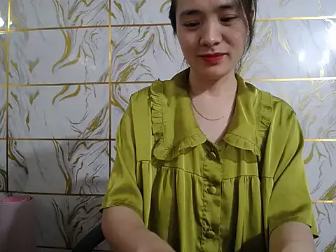 Lyzizi lovely09 online show from 04/12/26, 01:31