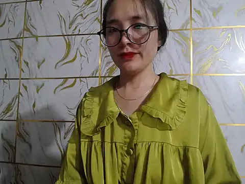 Lyzizi lovely09 online show from 07/09/26, 02:38