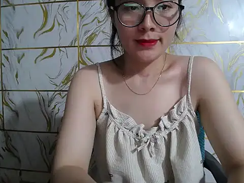 Lyzizi lovely09 online show from 06/20/26, 02:11