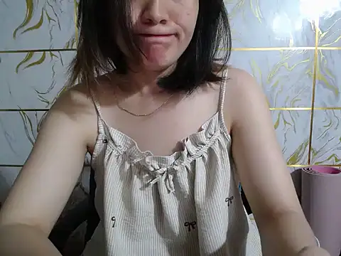 Lyzizi lovely09 online show from 06/21/26, 04:18