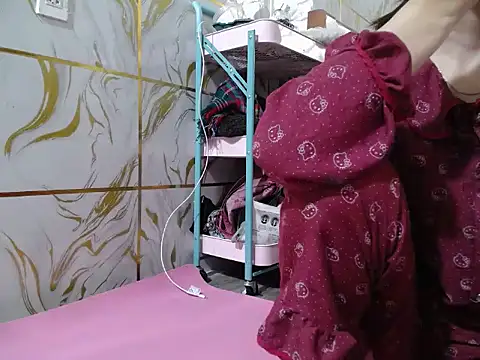 Lyzizi lovely09 online show from 02/07/26, 01:35