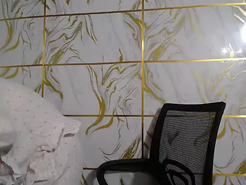 Lyzizi lovely09 online show from 11/22/25, 12:32