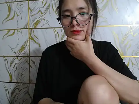 Lyzizi lovely09 online show from 07/06/26, 08:43