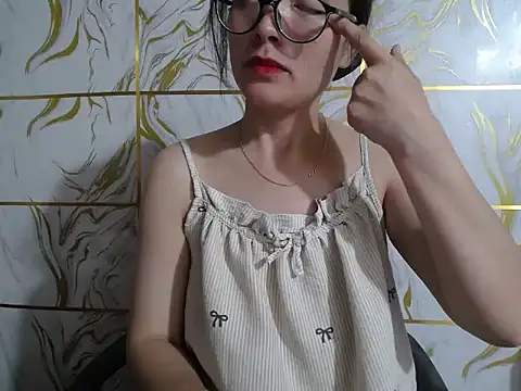 Lyzizi lovely09 online show from 06/28/26, 07:47
