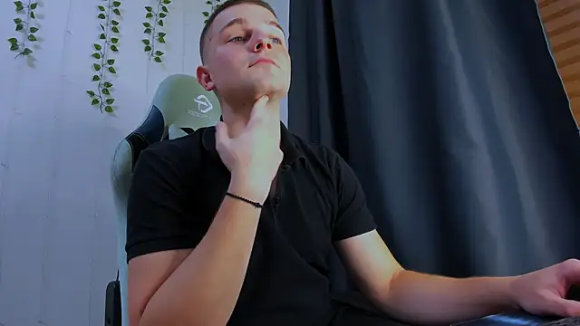 Your Claddagh online show from 10/19/25, 02:53