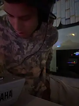 StrokingDaddy4 online show from 04/15/26, 10:32