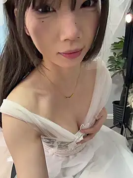 Yiyi-707 online show from 02/25/26, 10:15