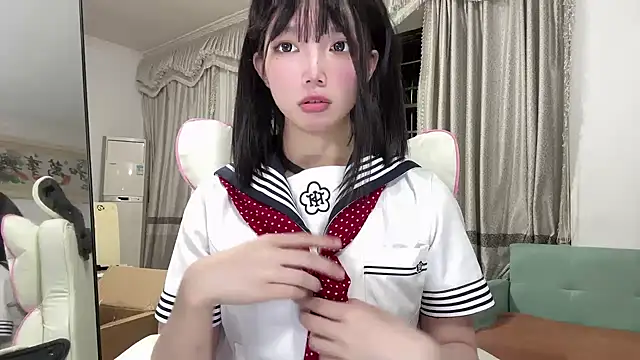 Snapshot of Yiyi-707 chatting on 10/17/25, 11:12 Yiyi-707 online show from 10/17/25, 11:12