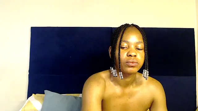 Sexy-Momo online show from 10/19/25, 09:06