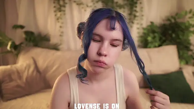 ElizSpieth online show from 12/19/25, 01:31