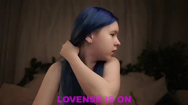 ElizSpieth online show from 01/13/26, 01:09