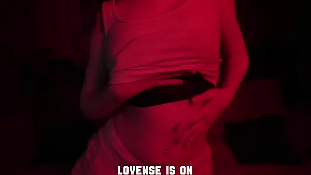 ElizSpieth online show from 12/21/25, 01:19