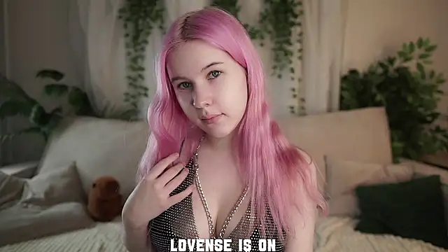 ElizSpieth online show from 12/05/25, 01:27