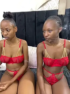 LonelyQueenxx25 online show from 02/19/26, 09:45