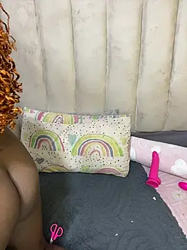 LonelyQueenxx25 online show from 06/03/26, 08:35