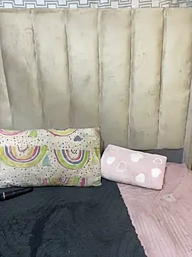 LonelyQueenxx25 online show from 05/29/26, 02:01