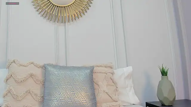 Snapshot of CharlotteBrownn_ chatting on 06/02/26, 01:05 CharlotteBrownn online show from 06/02/26, 01:05