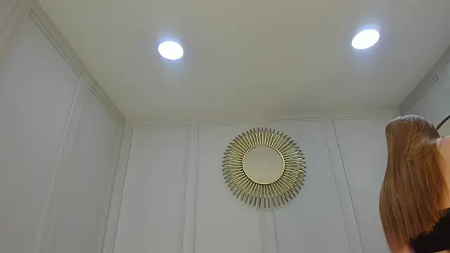 CharlotteBrownn  online show from 11/05/25, 03:20