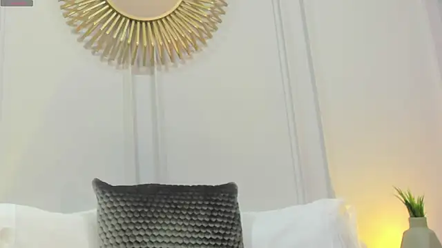 Snapshot of CharlotteBrownn_ chatting on 05/07/26, 01:21 CharlotteBrownn online show from 05/07/26, 01:21