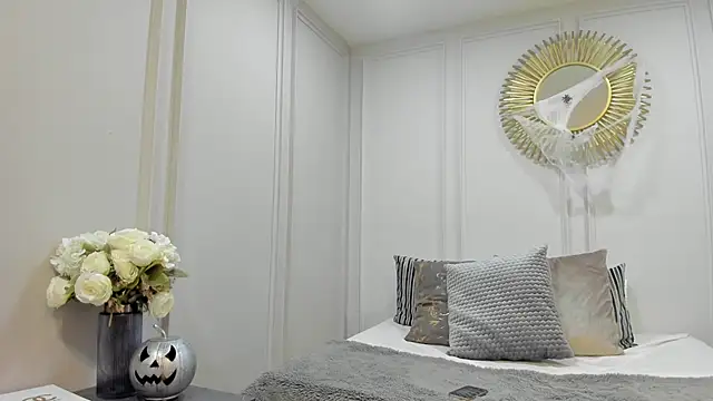 CharlotteBrownn  online show from 11/04/25, 01:53